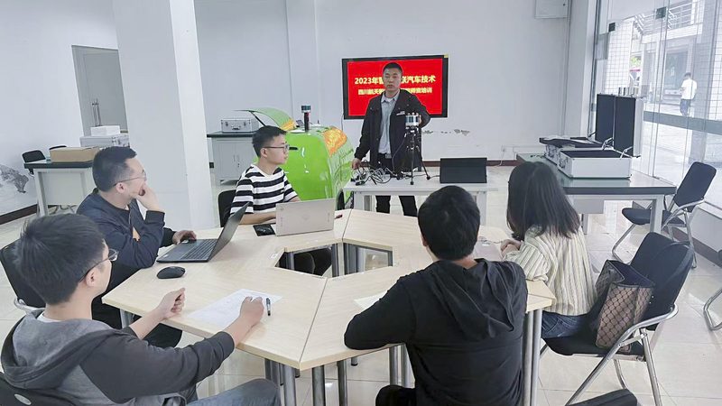 企业培训中多媒体灯光音响参数设置的要点解析**