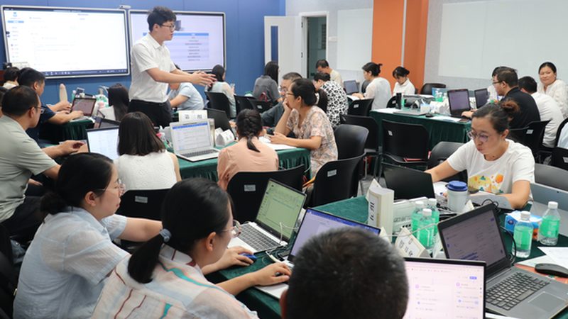 研究生培训周末班，如何选择性价比之选？**